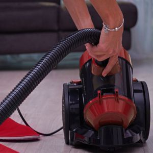 Прахосмукачка без торбичка ROSBERG R51001B, 800W, HEPA, Циклон, 2 литра, Червен/черен