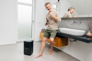 Влагоабсорбатор Beurer LE 150 Air Dehumidifier, up to 12 litre/day; rooms  30 m2 (72 m3); Laundry drying function; Removable tank: 2.0 l; Automatic mode; Night mode; Timer;  2 fan levels; Environmentally friendly refrigerant R290