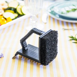 Четка за почистване на барбекю 3в1 Kinghoff KH 1913, 12х10х7 см, Ергономична дръжка, Универсална съвместимост, Черен