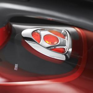 Ютия Russell Hobbs One Temperature 25090-56, 2600 W, Керамична плоча, Една оптимална температура, Самопочистване, 0.35 l, Червен/черен