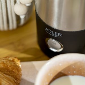 Уред за разпенване на мляко Adler AD 4497, 1000W, 300 мл, Незалепващо покритие, STRIX защита, Черен/Инокс