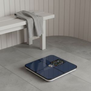 Дигитален кантар Klausberg KB 7940, 180 Kg, BIA, LCD, Bluetooth, 12 показателя, Закалено стъкло, Тъмносин