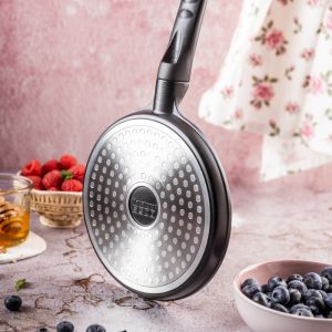 Тиган за палачинки Klausberg KB 7973, 18 см, Релефно дъно с котенце, Незалепващо покритие, Без PFOA, Индукция, Черен