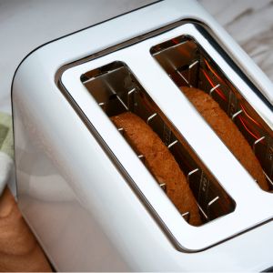 Тостер за хляб Oliver Voltz OV51440H, 800W, 4 степени, 3 функции, Таймер, Центриране, Бял