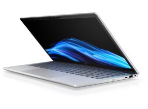 Лаптоп HP EliteBook 8 G1i AI 13" Pike Silver, Ultra 7-255U(up to 5.2GH/12MB/12C), 13.3" WUXGA AG 400nits, 32GB On-board, 1TB PCIe SSD, WiFi 7 + BT 5.4, Backlit Kbd, FPR, Smart Card Reader, 3C Batt, Win 11 Pro, 3Y Offsite