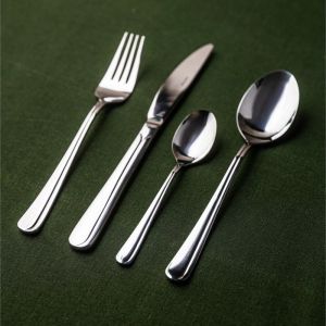Комплект прибори за хранене Kinghoff KH 3509, 72 части, За 12 човека, Куфар, Неръждаема стомана, Сребрист