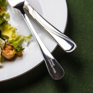 Комплект прибори за хранене Kinghoff KH 3504, 72 части, За 12 човека, Куфар, Неръждаема стомана 18/0, Сребрист