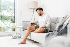 Масажор Beurer MG 79 SENSITIVE Deep tissue massager- 3 intensity levels, 3 massage attachments, Lithium-ion battery life up to 3h, LED lights, storage bag