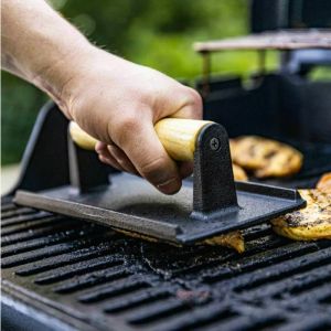 Чугунена преса за месо KINGHOFF KH 1758, 21x10.8 cm, Дървена дръжка, Черен